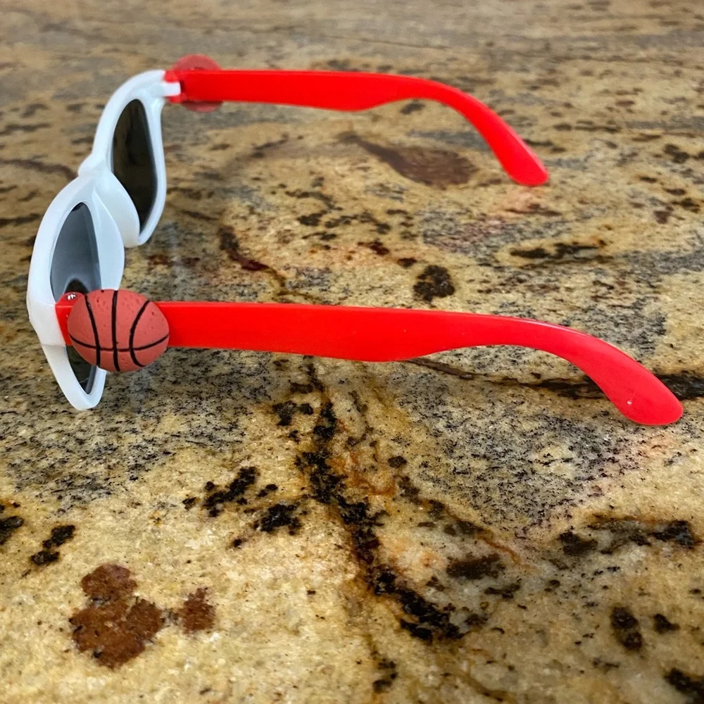 Kids basketball red and white sunglasses